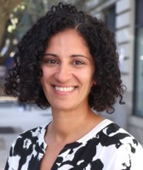 headshot - Dina Guirguis